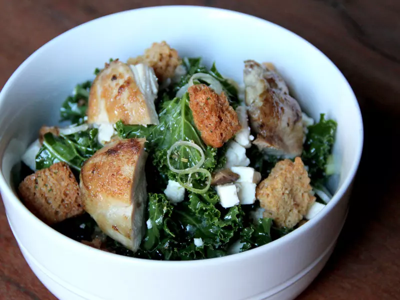 Kale Salad with Chicken Thighs